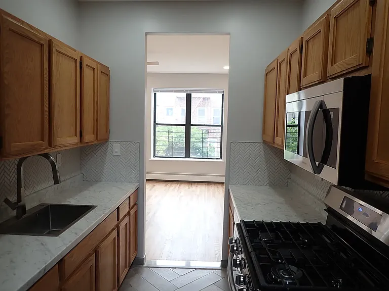 982 Dumont Ave #2 — Photo 16