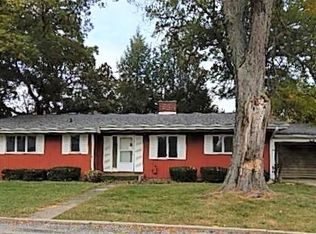 406 Badger Ct, Morrison, IL 61270