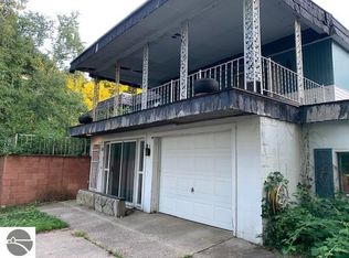 112 Randolph St, Manton, MI 49663