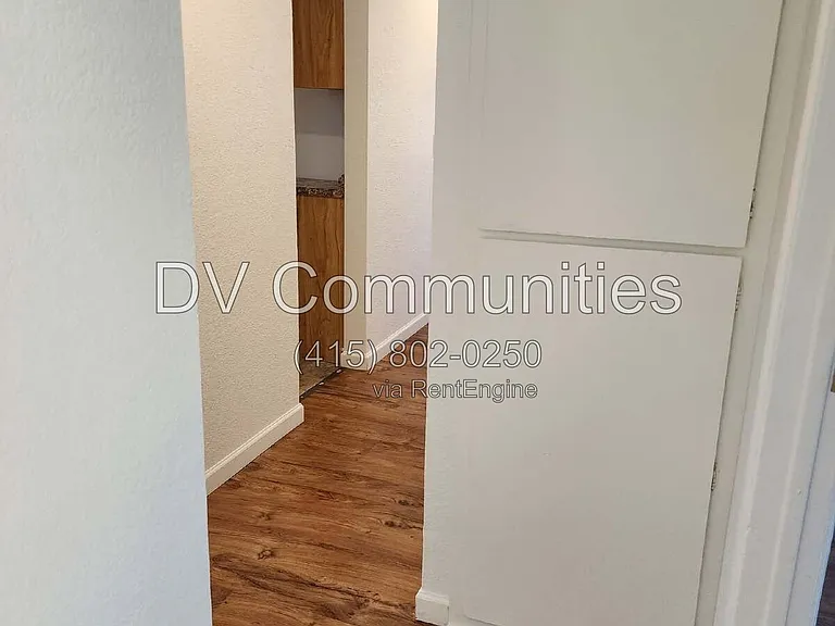 101 N 10th St #13 — Photo 21