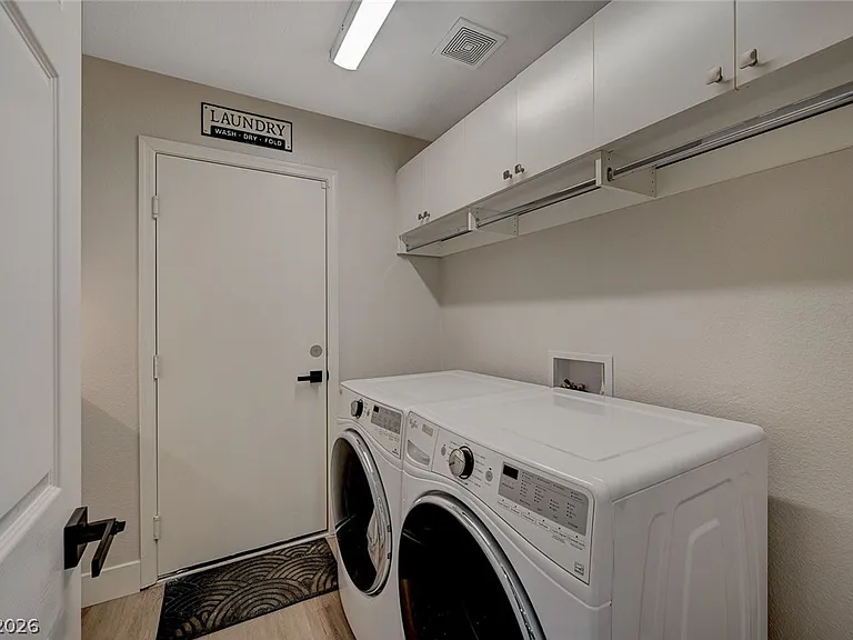 4589 Bersaglio St — Photo 31