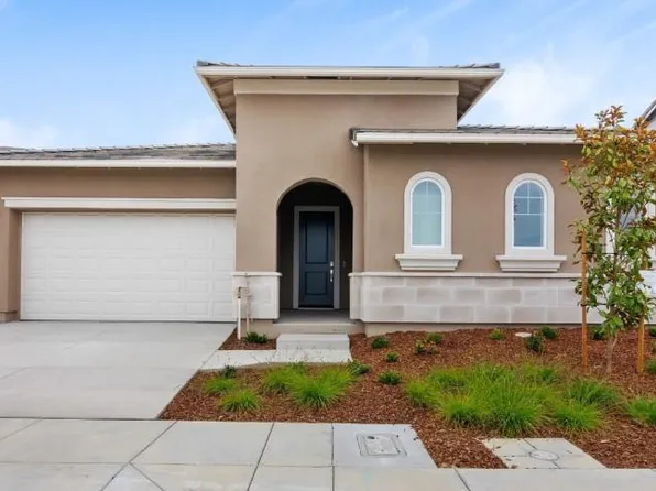 8078 Waterfall Ln, Vallejo, CA 94591