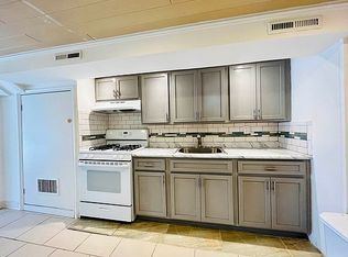 61-39 81st St, Flushing, NY 11379