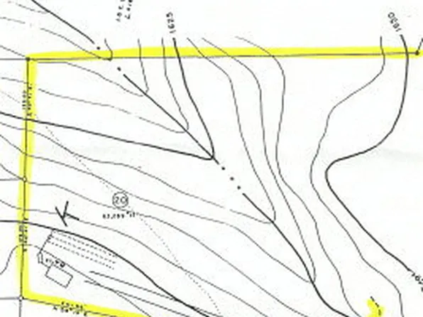 20 Robinwood Ln, Tupper Lake, NY 12986