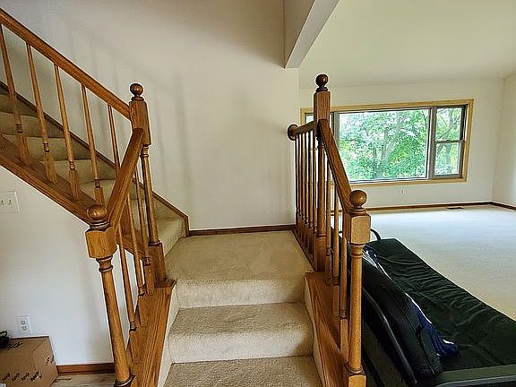 2nd image of 2383 Estates Dr