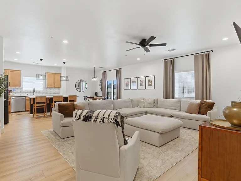 12529 Maclure Dr — Photo 19