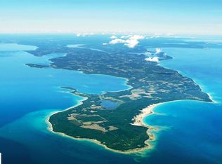 4874 E Water View Dr, Lake Leelanau, MI 49653