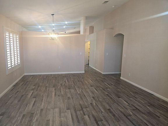 5th image of 1609 Ghost Flower Ct