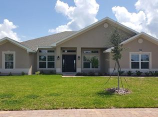 776 Country Walk Cv, Eagle Lake, FL 33839