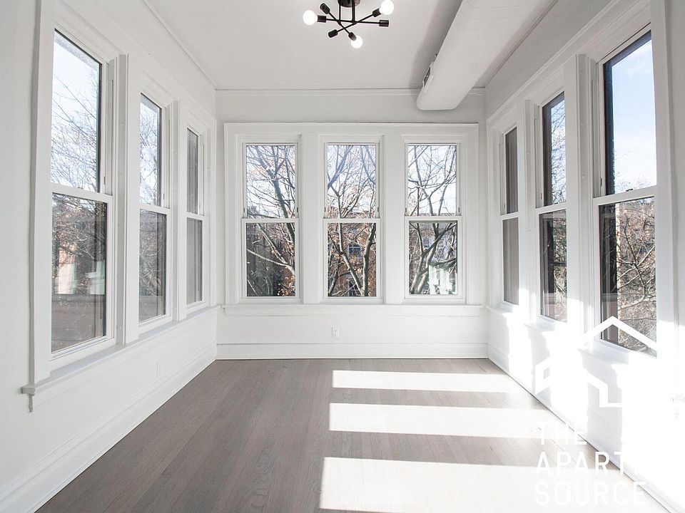 1st image of 6341 N Wayne Ave #3N