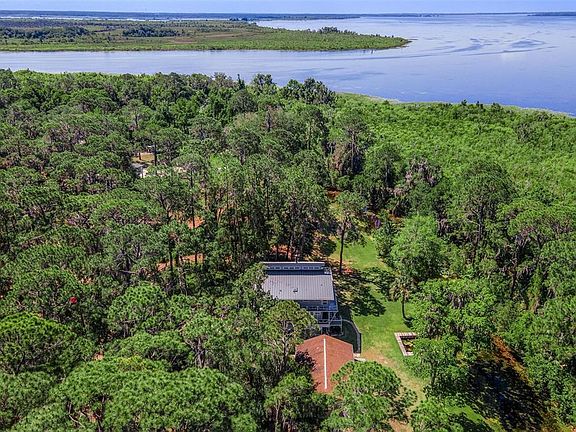 2nd image of 7373 Circle Dr