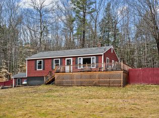35 Campbell Dr, Bridgton, ME 04009