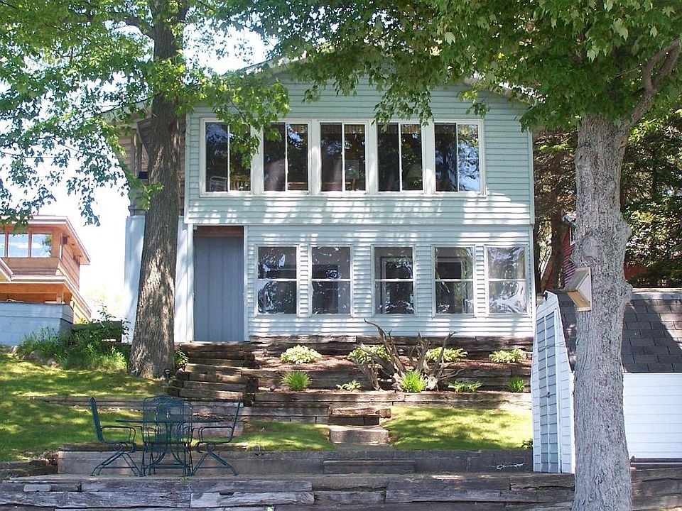 1st image of 10919 Round Lake Dr #2