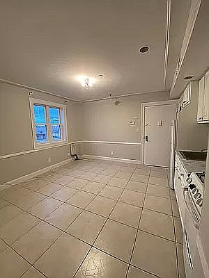 1st image of 2742 W 15th St #C3