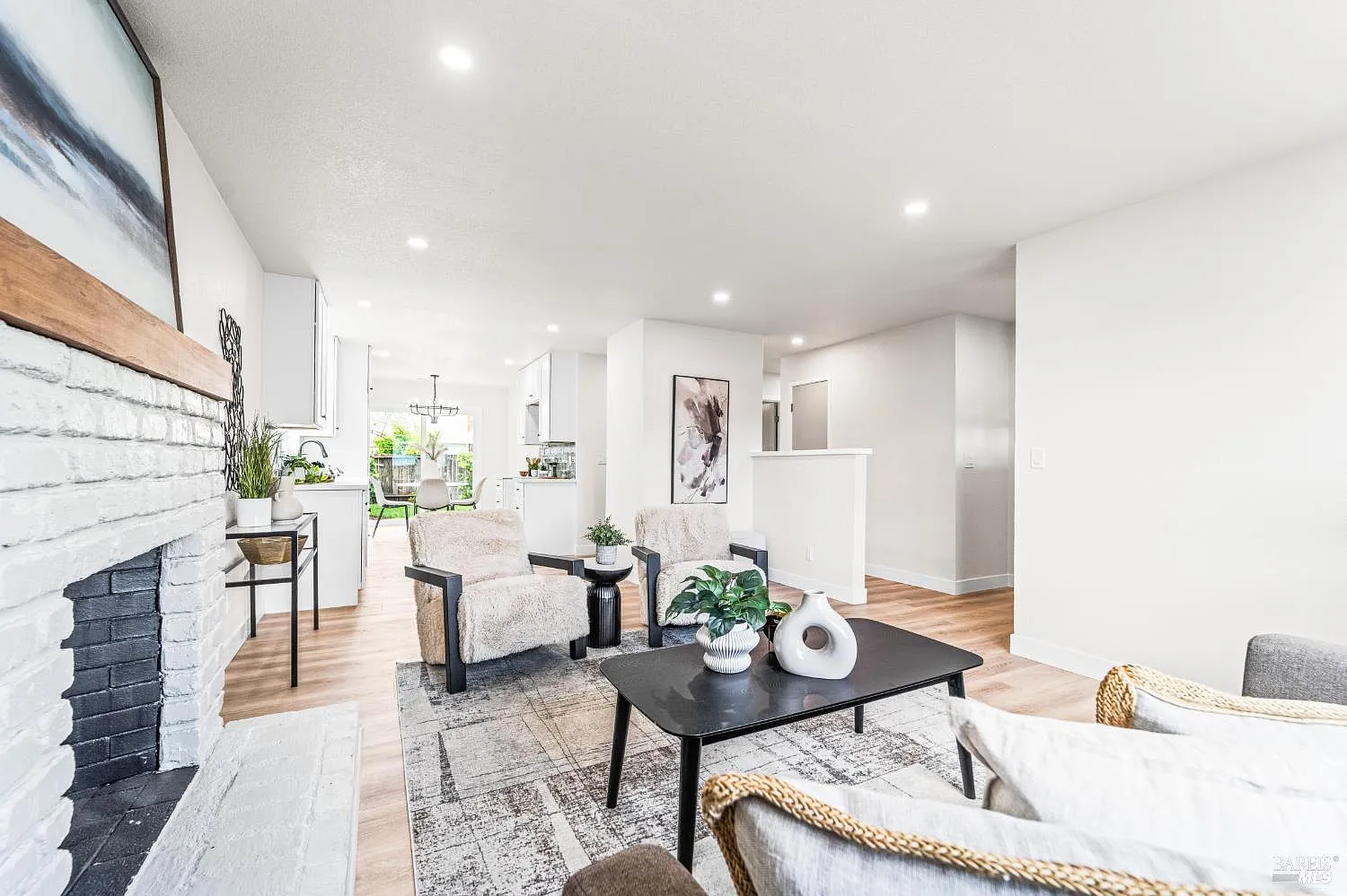 1521 Sarkesian Drive - Photo 10