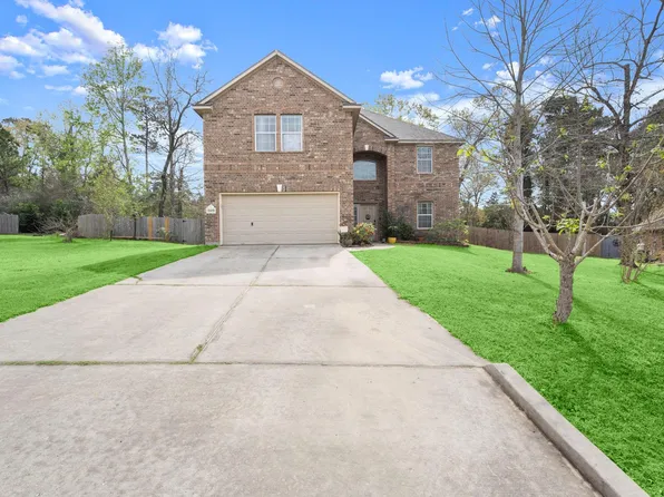 10490 Sunflower Dr, Willis, TX 77318