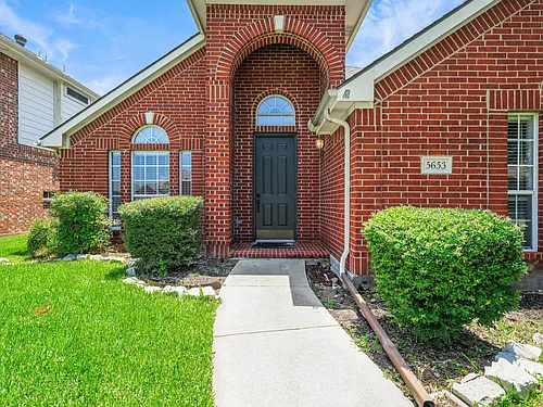 5653 Westwood Ln Photo 1