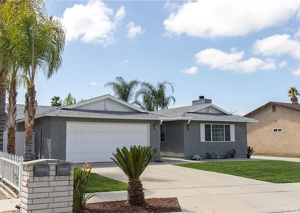 1st image of 41093 Vinton Pl