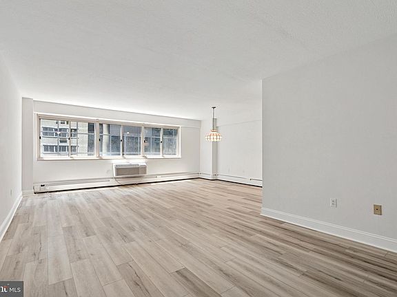 5th image of 1900 John F Kennedy Blvd APT 924