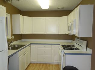 116 Kenyon Dr, Troy, MI 48083