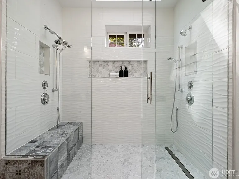 17247 SE 54th Pl — Photo 16
