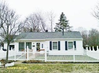 1019 N Mingo St, Albion, MI 49224