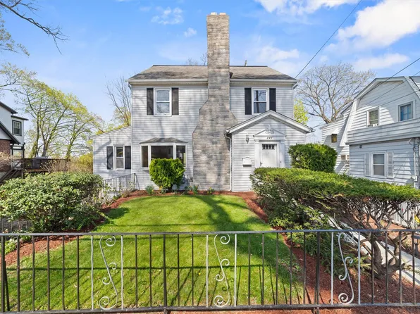 241 Lee Avenue, Yonkers, NY 10705