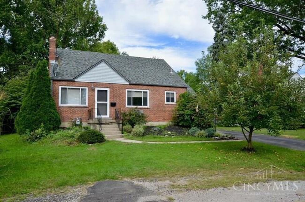 Real estate listing image