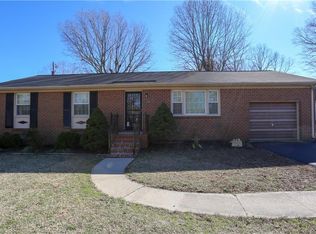 1586 Lakeside Dr, Prince George, VA 23875