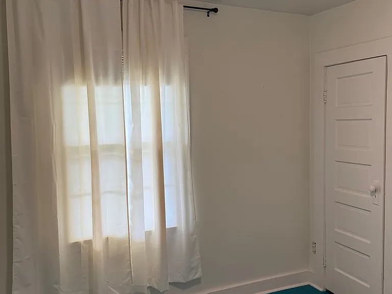 1357 S Florence Ave — Photo 12