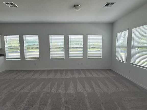 3rd image of 3082 Azalea Dr