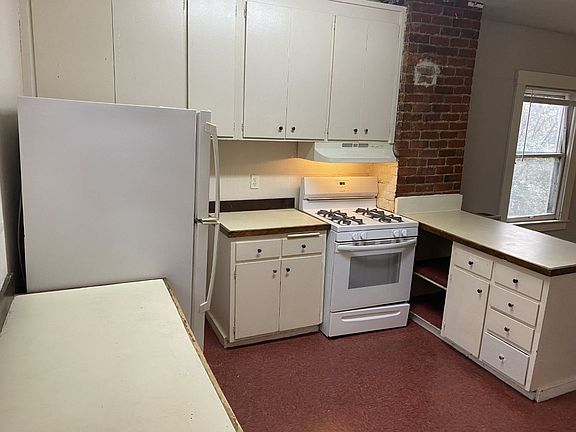 5th image of 206 Carolina St #0