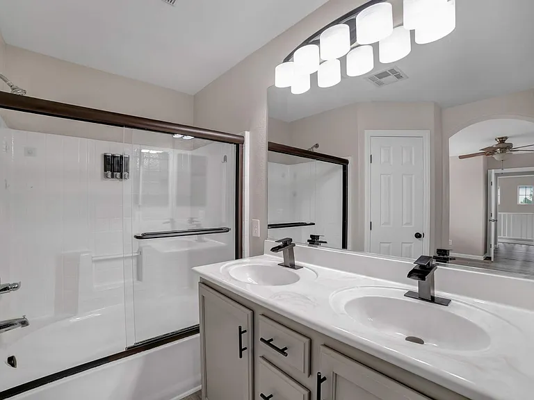 12028 Hathaway Pines Ln — Photo 18