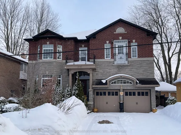 129 Lakeland Cres, Richmond Hill, ON L4E 3A1