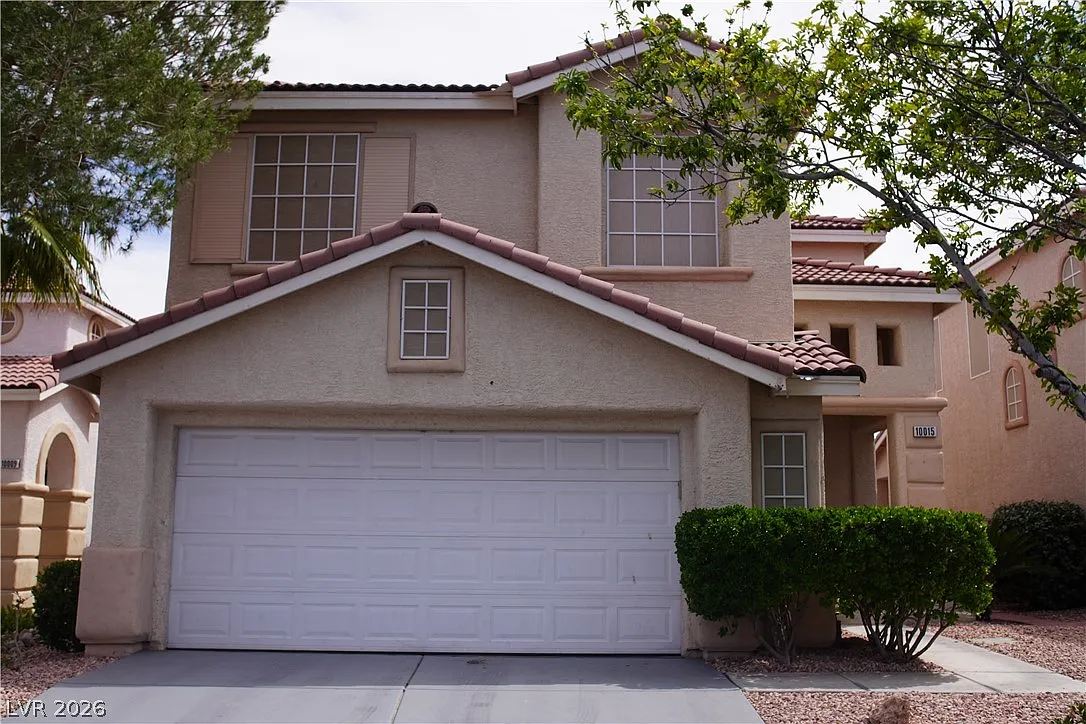 4 bed, 2.5 bath, 1885 sqft, $2,200 — Photo 1