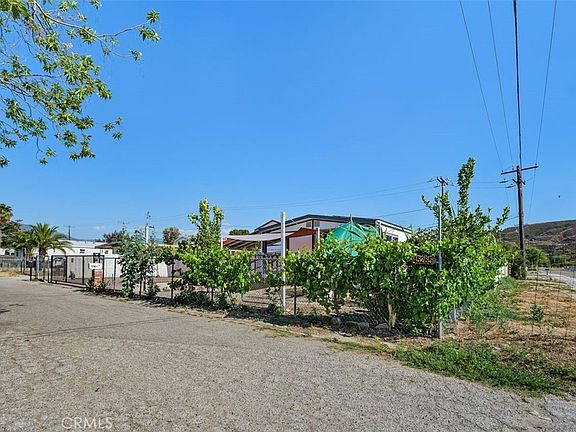 4th image of 45265 Cash Dr