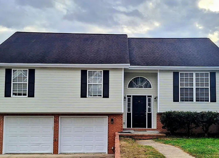 946 Fuller Glen Cir — Photo 1