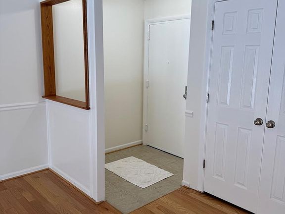 4th image of 206 Crocker Dr