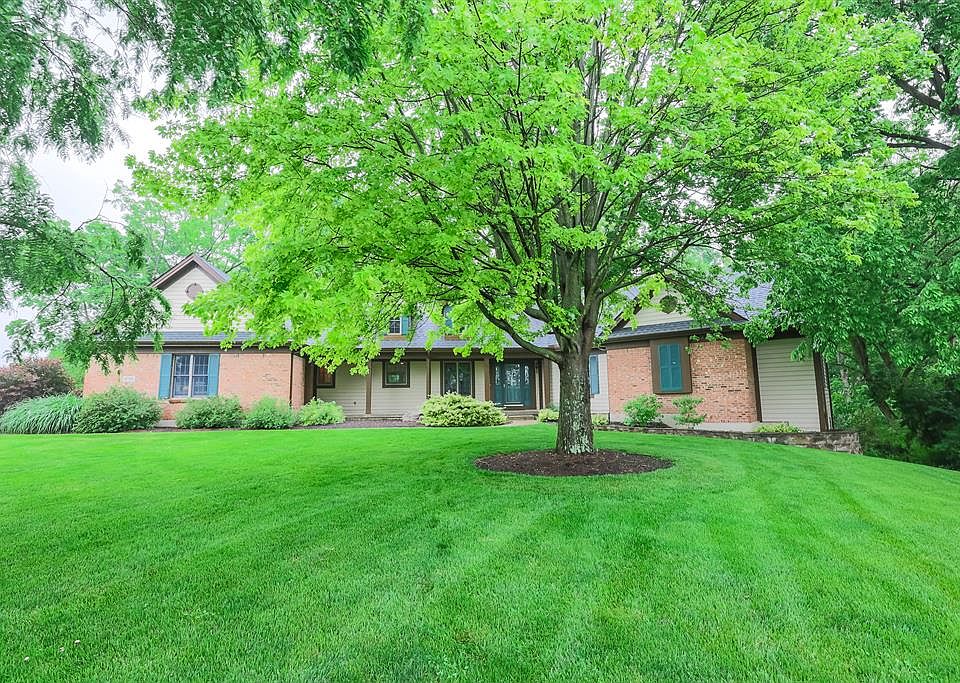 1st image of 4766 Dewey Dr