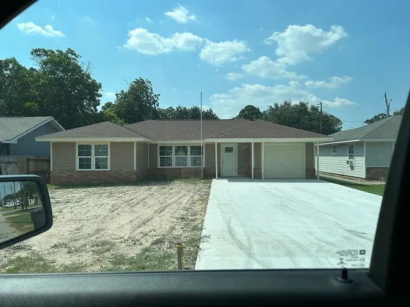 2308 Detroit Ave, Nederland, TX 77627