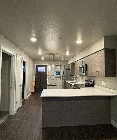 1882 Front St #1302 — Photo 3