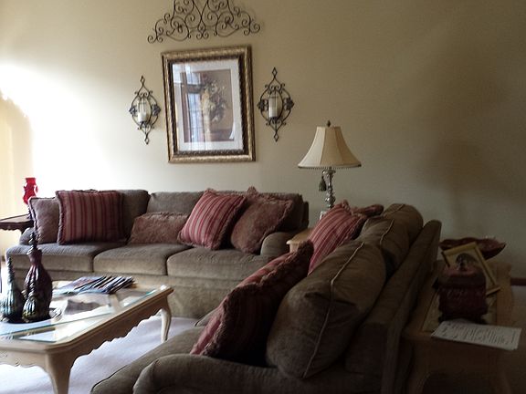 4th image of 54815 Hennington Ct