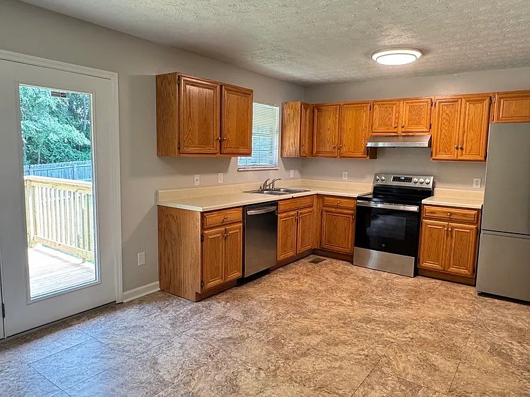 212 Tellico Ave — Photo 7