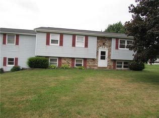 173 Heckathorne Rd, New Castle, PA 16101