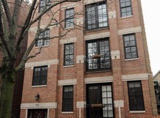 901 W Fletcher St APT 4, Chicago, IL 60657