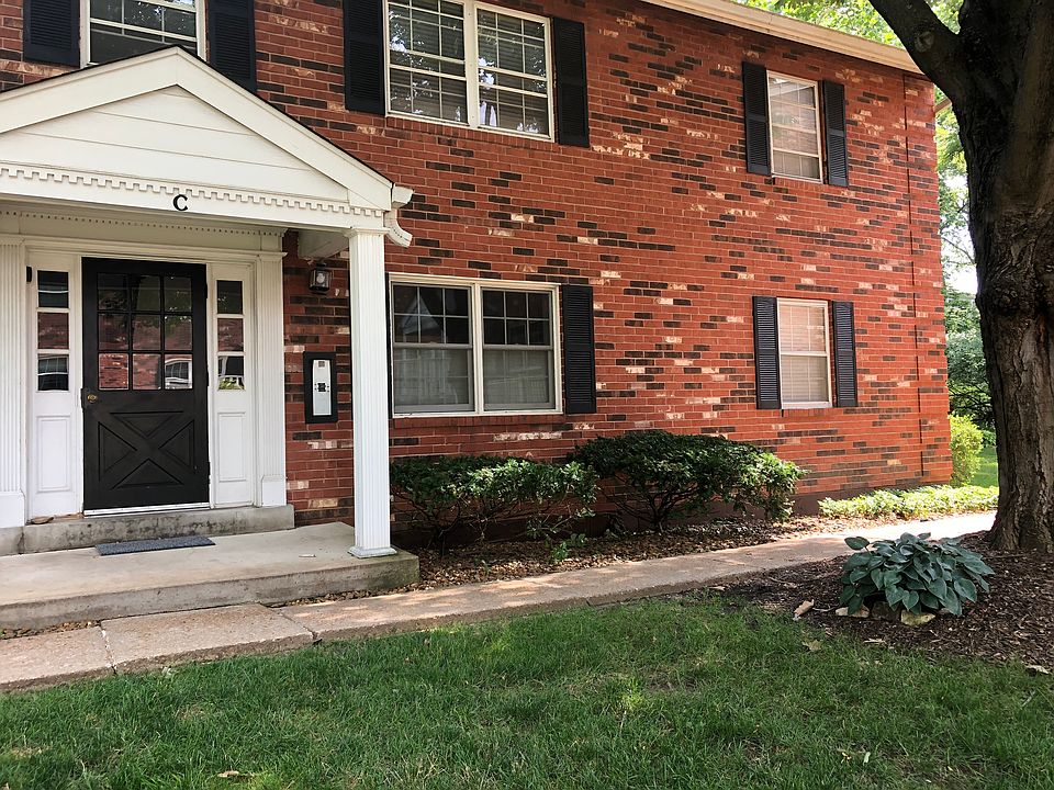 2nd image of 1041 N Clay Ave #C-4