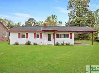 108 E 1st St, Springfield, GA 31329