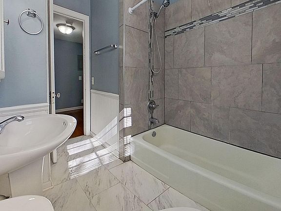 5th image of 2966 Remington St APT 4