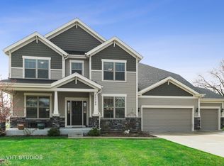 25045 W Prairie Grove Dr, Plainfield, IL 60585