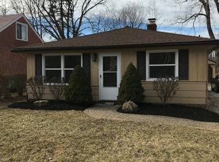 36343 S Riverview Dr, Eastlake, OH 44095